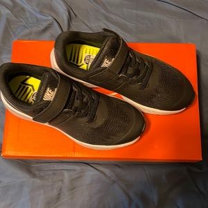 Little Boys Black Nike Sneakers!